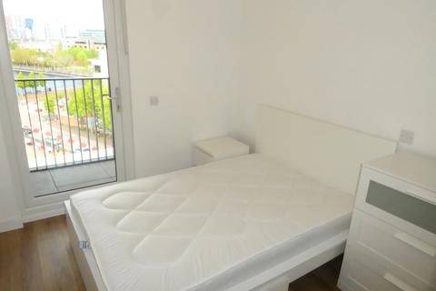 2 bedroom apartment to rent, Trafford Road, Salford Quays, Salford