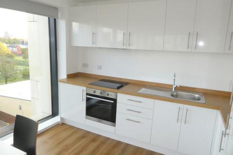 2 bedroom apartment to rent, Trafford Road, Salford Quays, Salford
