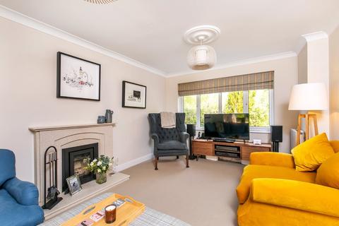 18 Monarch Way, Winchester, SO22 5QU