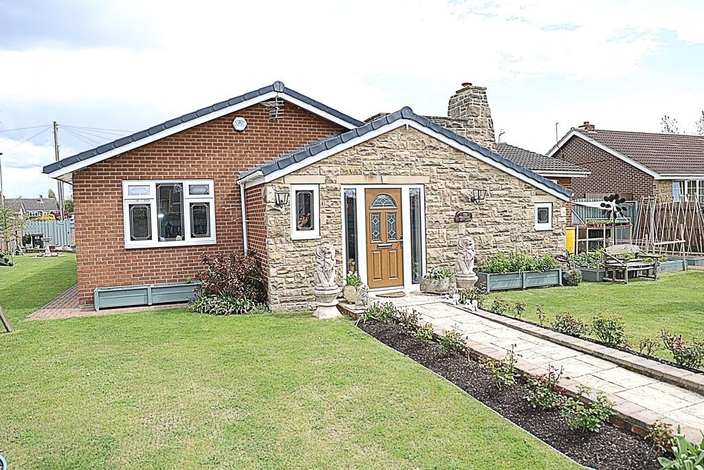 The Paddock Highgate Lane Goldthorpe 3 bed detached bungalow £325,000