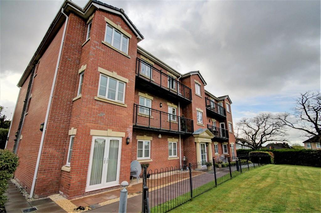 Clayton Road, Coventry 2 bed flat £950 pcm (£219 pw)