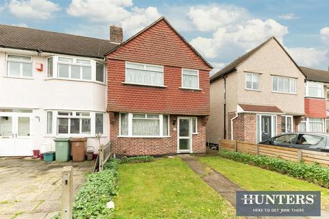 86 Caverleigh Way, Worcester Park, KT4 8DQ