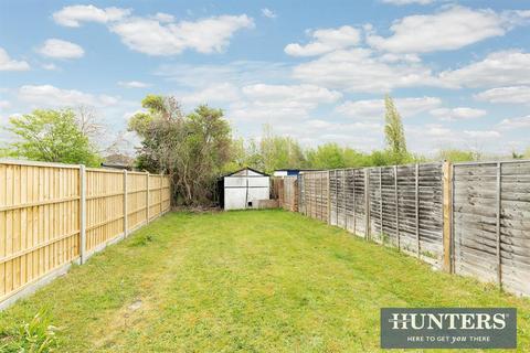 86 Caverleigh Way, Worcester Park, KT4 8DQ