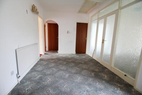 60 Dewsbury Drive, Wolverhampton, WV4 5RQ