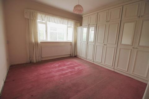 60 Dewsbury Drive, Wolverhampton, WV4 5RQ