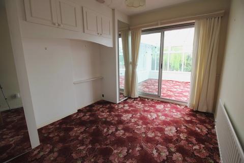 60 Dewsbury Drive, Wolverhampton, WV4 5RQ