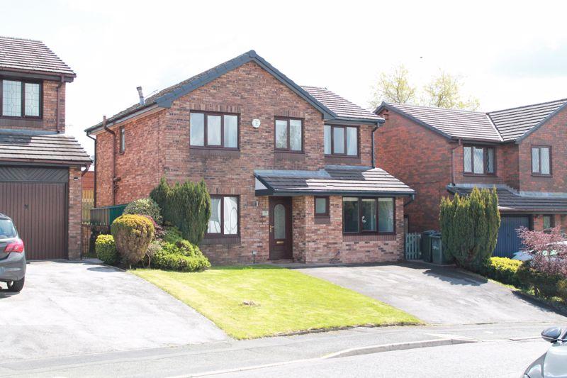 Starring Way, Littleborough OL15 8RE 5 bed detached house £335,000
