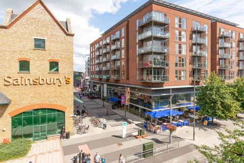 1 bedroom apartment to rent, The Heart, Walton-on-Thames