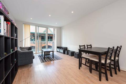 1 bedroom apartment to rent, The Heart, Walton-on-Thames
