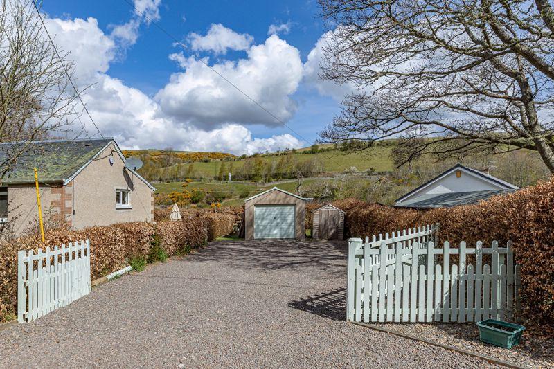 Driveway &amp; Garage