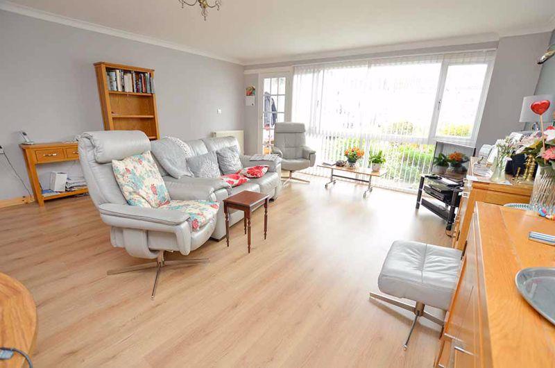 BIDWELL BROOK DRIVE HOOKHILLS PAIGNTON 2 bed bungalow £279,950