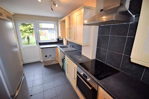 2 bedroom terraced house to rent, Millholme Avenue, Carlisle
