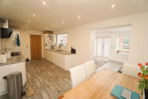 60 Butterwick Fields, Horwich, Bolton, BL6 5GZ