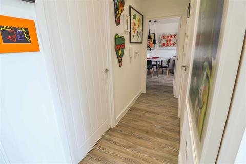 12 Barnfield Way, Newhall, Harlow, CM17 9TN