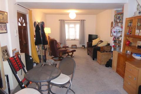 126 Grove Road, Hounslow, TW3 3PT