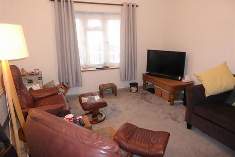 126 Grove Road, Hounslow, TW3 3PT