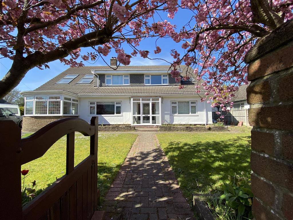 Hall Road East, Blundellsands, Liverpool 5 bed detached house £800,000