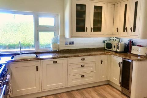 Anneddle Beach Road, Harlech, LL46 2UG