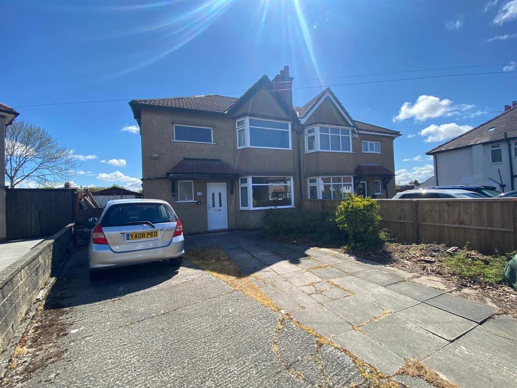 Hillingdon Avenue, Heswall, Wirral 3 bed semidetached house £315,000