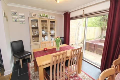 5 Ingleton Close, Heelands, Milton Keynes, MK13 7NN