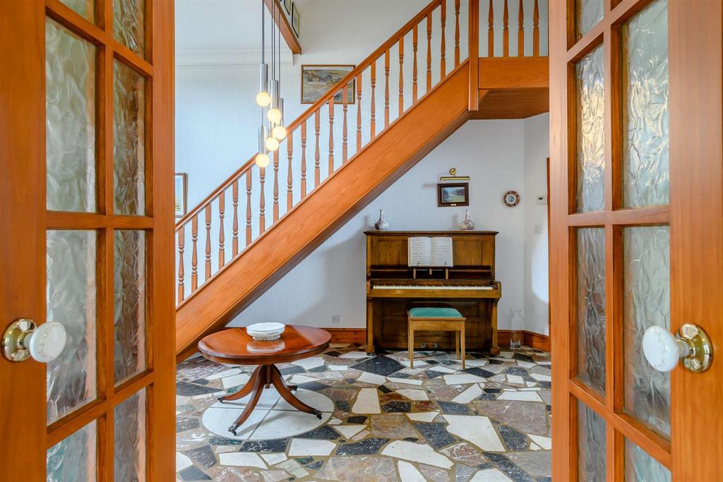 8460511-interior23-800.jpg