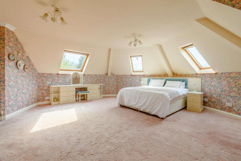8460511-interior36-800.jpg