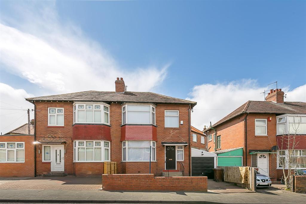 Gowland Avenue, Fenham, Newcastle upon Tyne 3 bed semidetached house