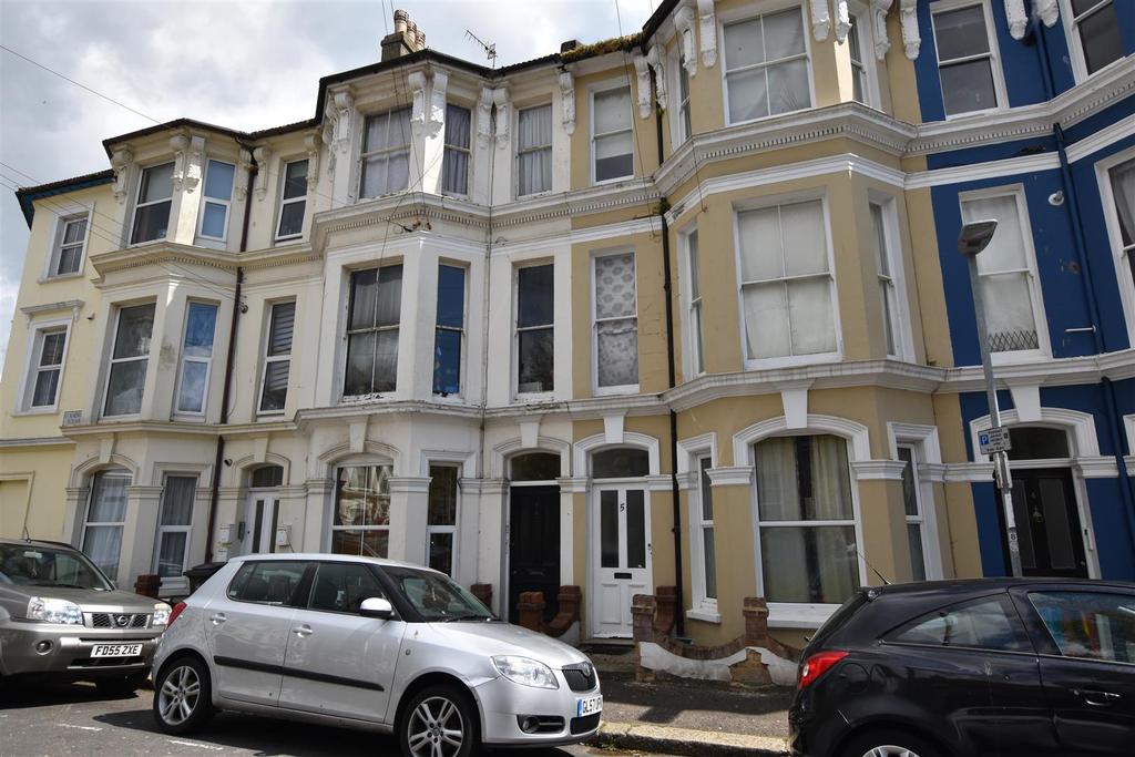 St. Andrews Square, Hastings 1 bed flat for sale £110,000