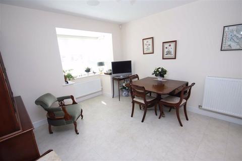 17 Bletchley Park Way, Wilmslow, SK9 2EH