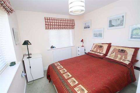 17 Bletchley Park Way, Wilmslow, SK9 2EH