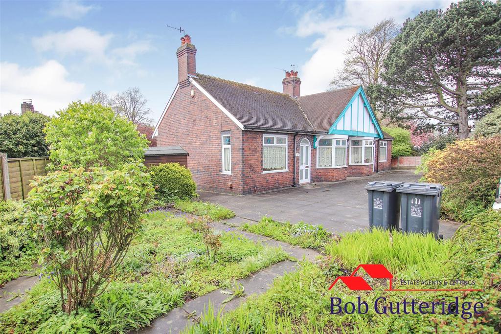 Dimsdale Parade West, Wolstanton... 2 bed semidetached bungalow £159,950