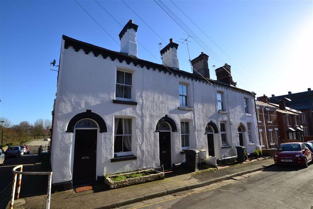 Longner Street, Mountfields, Shrewsbury 2 bed terraced house £600 pcm