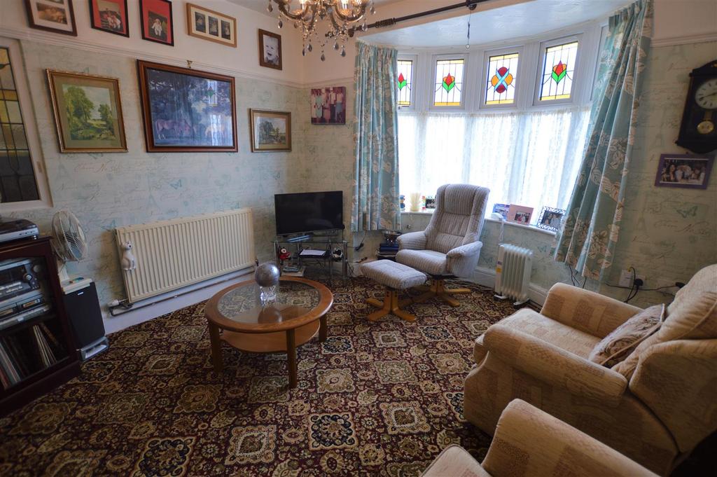 Lounge1.JPG