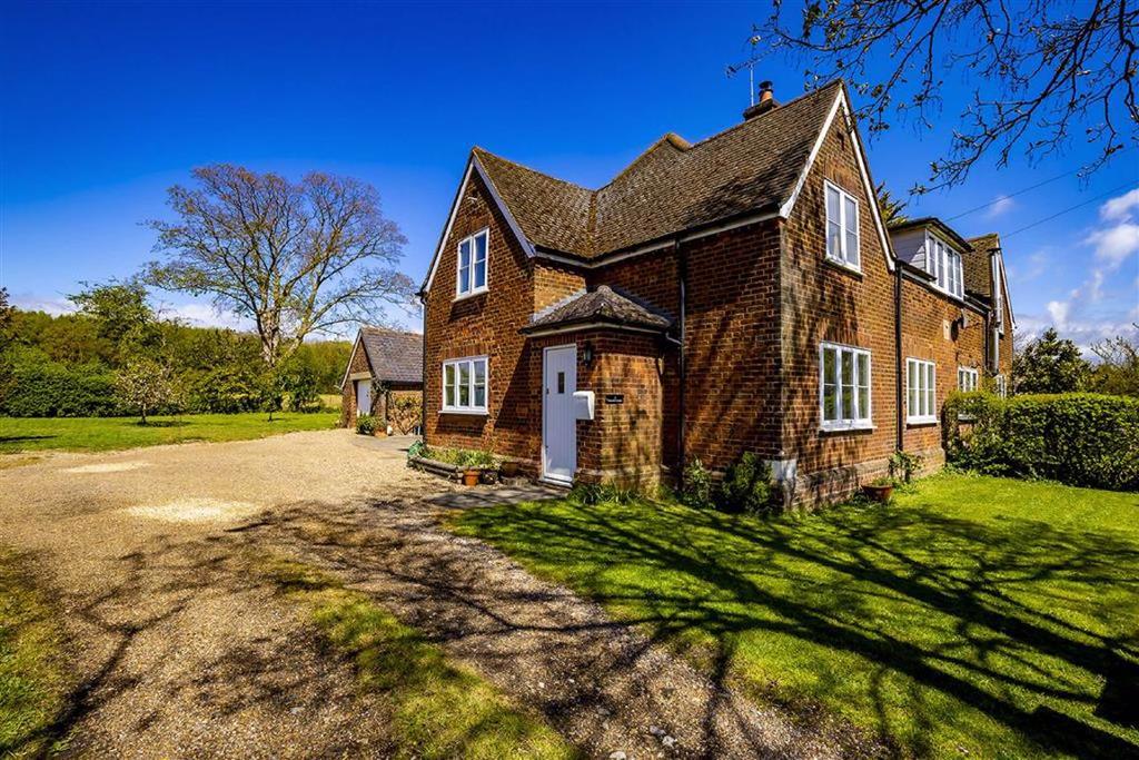 Coopers Green Lane, St Albans... 4 bed semidetached house £825,000