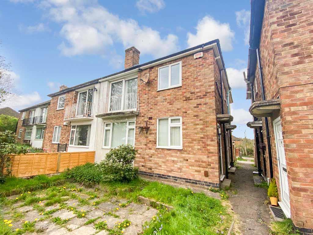 Sunnybank Avenue, Stonehouse Estate, Whitley, Coventry, CV3 4DR 2 bed