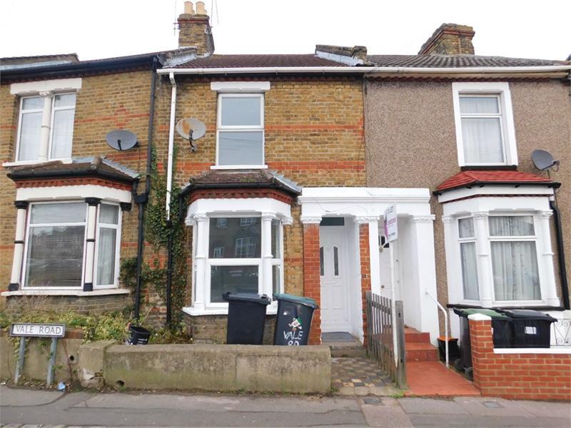 Vale Road, Northfleet, Gravesend, DA11 3 bed terraced house £1,015