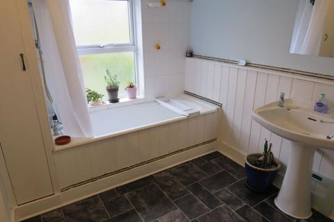 23 Leslie Road, Northampton, NN2 6BD