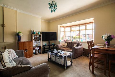 76 Bempton Crescent, Bridlington, YO16 7HH