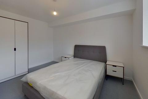 2 bedroom flat to rent, The Prestons, Viaduct Road, Burley, Leeds