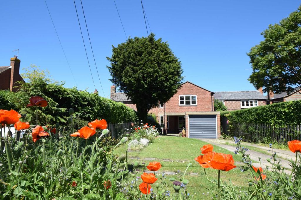 Britwell Road, Watlington 3 bed cottage £459,995