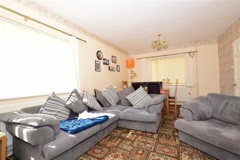8 Brecon Square, Newington, Ramsgate, CT12 6NS