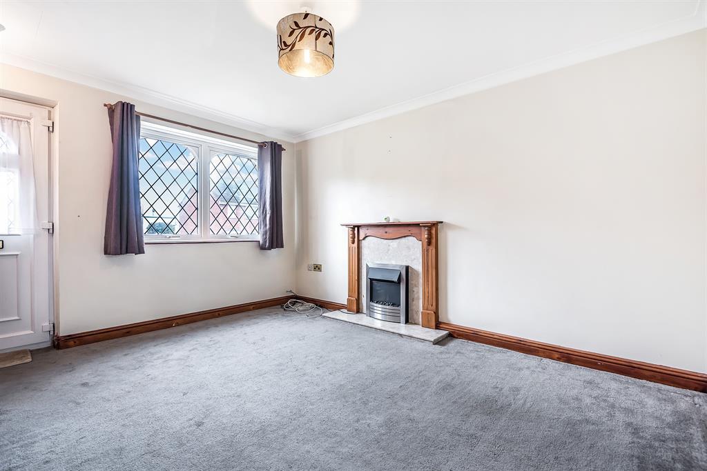Fairfield Road, Tadcaster, LS24 9SN 2 bed terraced house £169,000