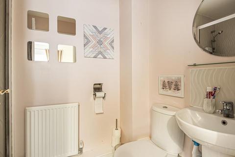 2 bedroom apartment to rent, Desborough Crescent,  East Oxford,  OX4