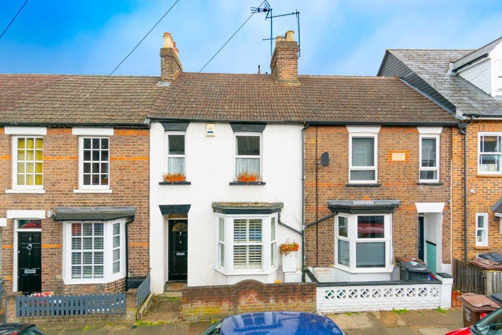 Cavendish Road, St. Albans 2 bed house £1,700 pcm (£392 pw)