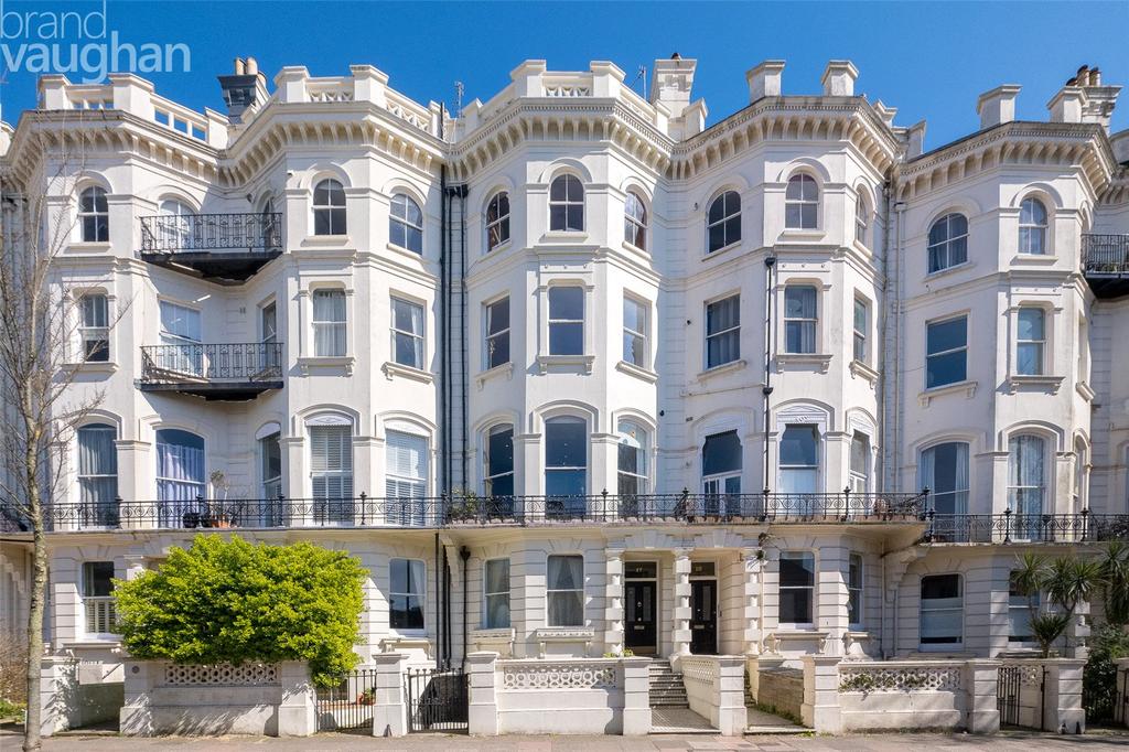 Denmark Terrace, Brighton, BN1 2 bed apartment £350,000