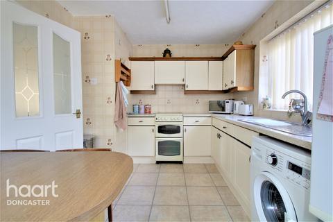 39 Cleveland Road, Armthorpe, Doncaster, DN3 3DU
