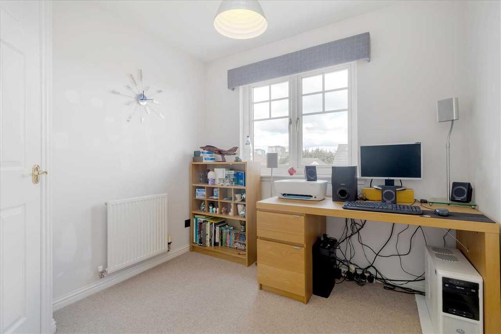 Bedroom Four (1)