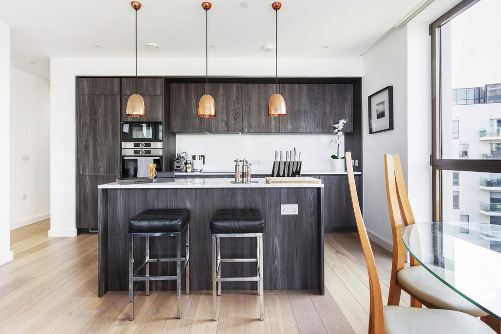Kitchen island.jpg