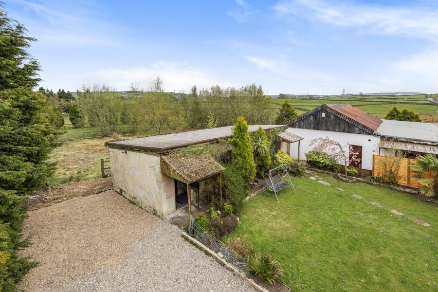 HARECROFT, WILSDEN, BD15 0BX 4 bed detached house £550,000