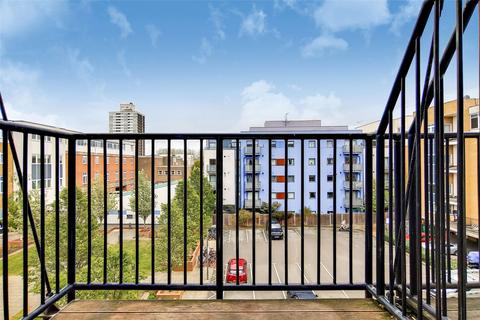 2 bedroom apartment to rent, Romford Road, London, E15